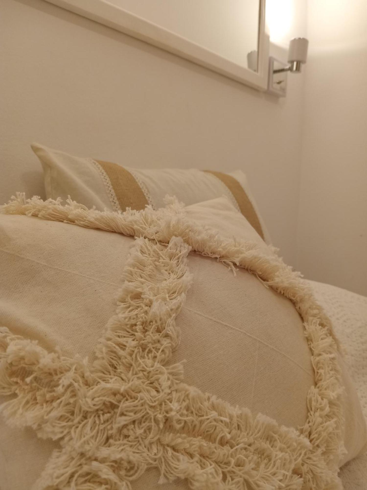 Camelias Apartment *